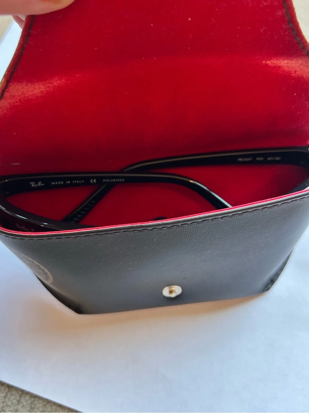 Ray-Ban sleek ray